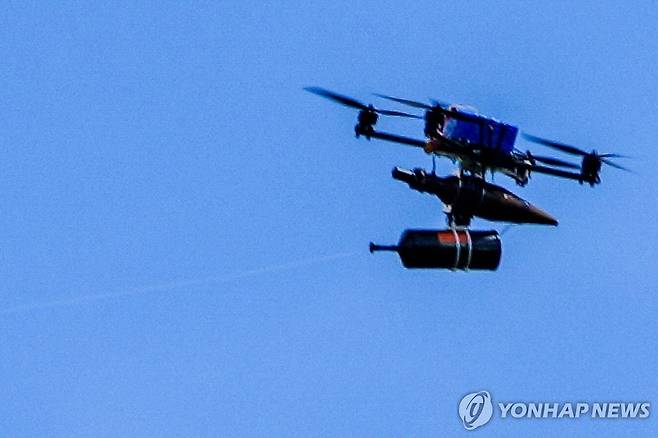 이스라엘 국경지대에서 촬영된 광섬유 드론 [로이터 연합뉴스 자료사진. 재판매 및 DB 금지]
