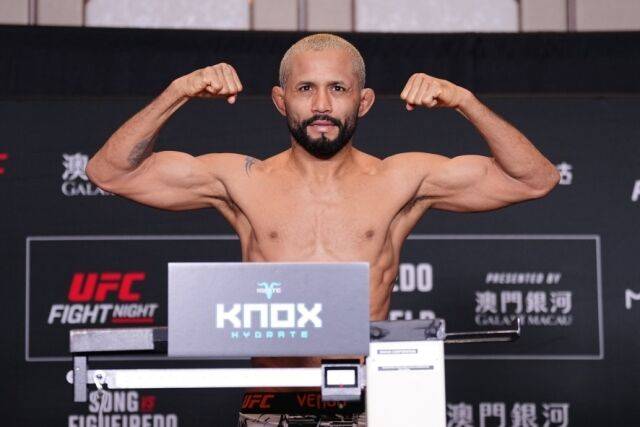 피게레도가 계체를 하고 있다. /UFC 제공