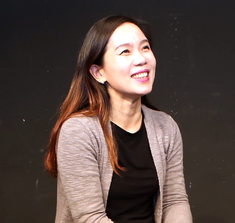 최라라 포항문인협회장.