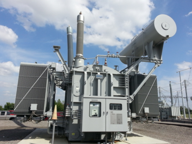 미국 송전망에 설치된 효성중공업 765kV 초고압변압기 자료사진. 효성중공업 제공.