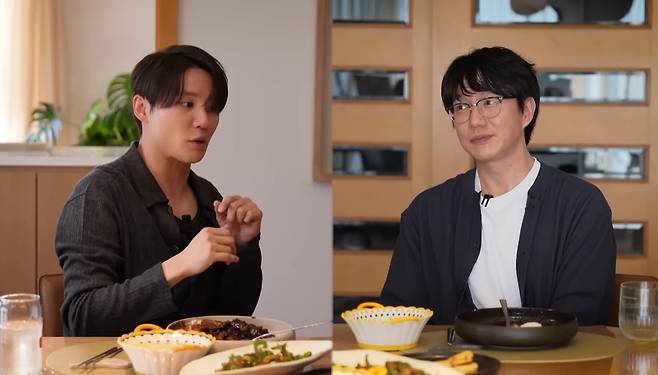 김준수(좌)와 성시경(우)[성시경 유튜브 채널]