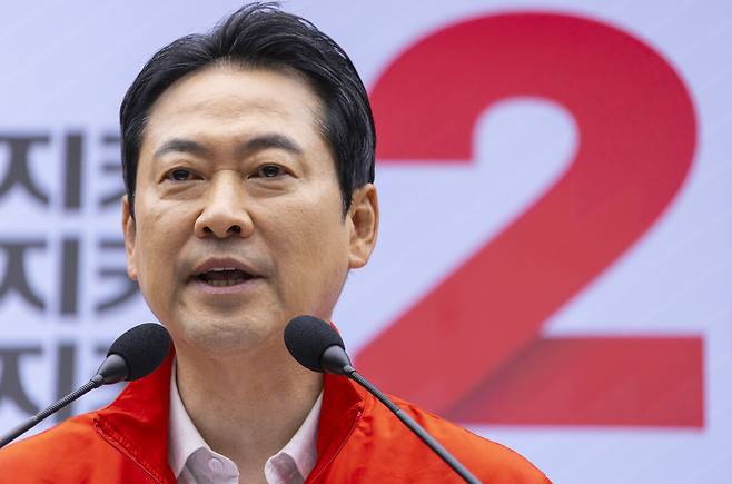 국민의힘 장동혁 상임선거대책위원장이 6·3 지방선거와 재보선 본투표를 하루 앞둔 6월 2일 서울 여의도 중앙당사에서 대국민 투표 참여 호소 담화문을 발표하고 있다. 연합뉴스