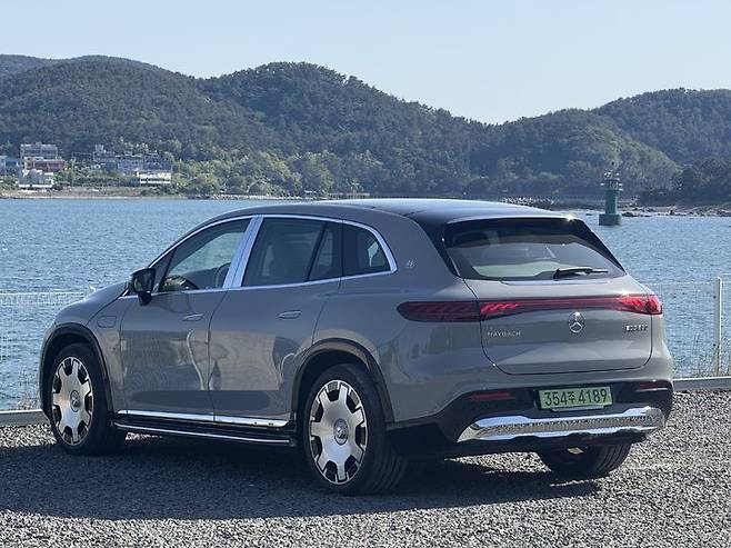 [서울=뉴시스] 김민성 기자 = '메르세데스-마이바흐 EQS 680 SUV' 후면 모습. kms@newsis.com. *재판매 및 DB 금지