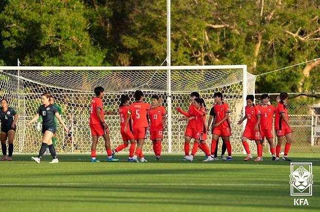 [서울=뉴시스] 괌전에 출전한 한국 여자 축구 대표팀. (사진=대한축구협회 제공) 2026.06.03. photo@newsis.com *재판매 및 DB 금지