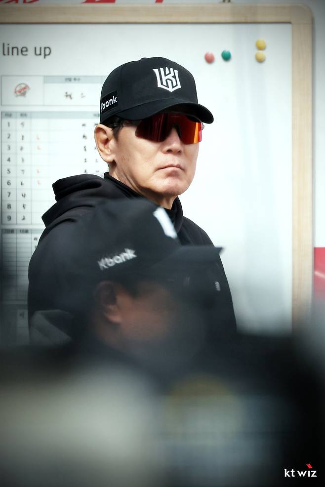 이강철 KT 감독이 배제성, 문용익, 오원석으로 주말 3연전 선발 로테이션을 조정했다. 사진제공｜KT 위즈
