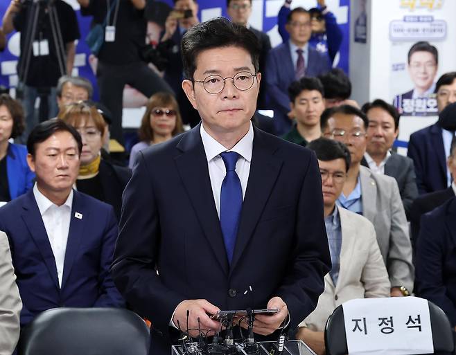 정원오 더불어민주당 서울시장 후보가 4일 오전 서울 중구 세종대로 캠프에서 제9회 전국동시지방선거 개표 상황에 따른 입장을 밝히고 있다. (공동취재) 2026.6.4. 뉴스1
