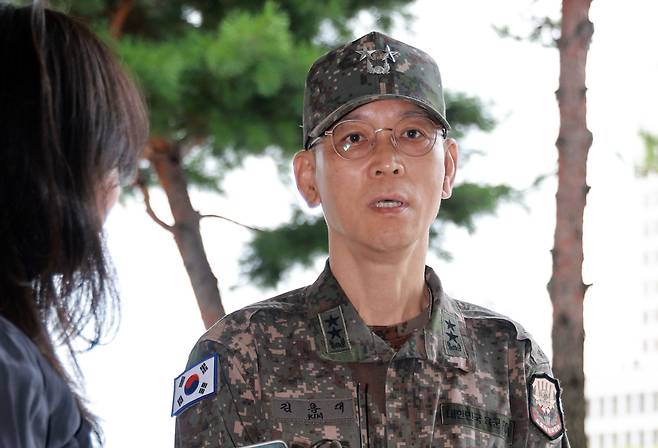 김용대 전 드론작전사령관(소장). 사진은 지난해 9월 18일 내란 외환 특별검사팀에 출석할 당시 모습. (출처:연합)&nbsp;