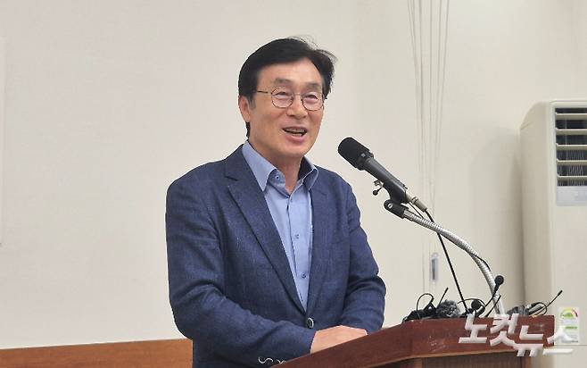 최범규 기자
