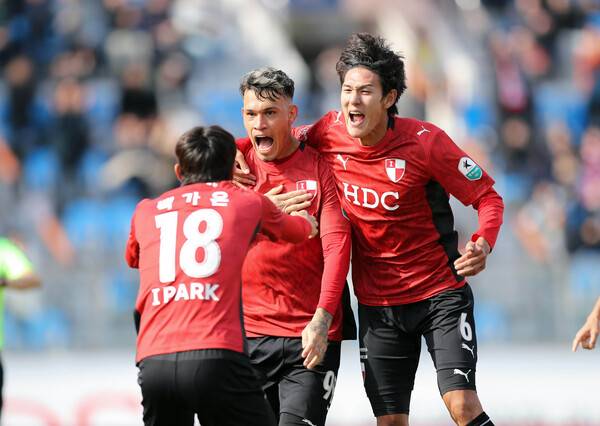 ■팀 오브 라운드 : 휴식기 전 선두 확정 '부산아이파크'.(사진제공=한국프로축구연맹)