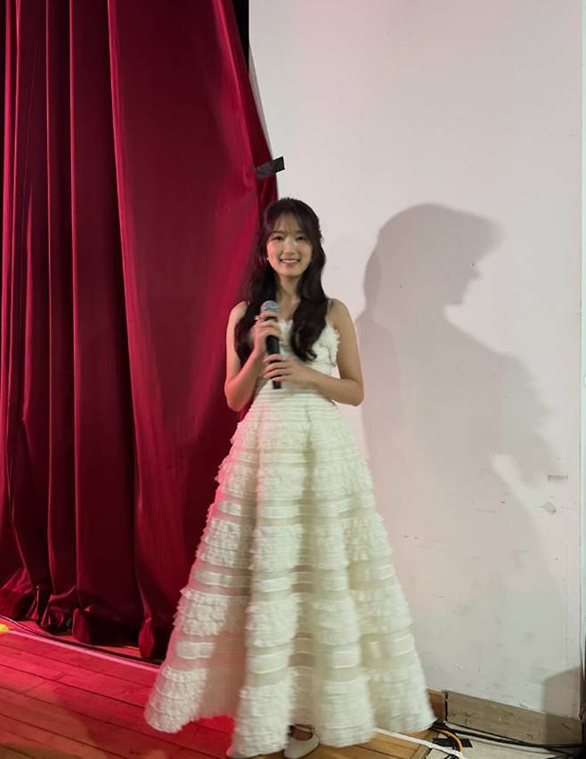 Actress Kim Hye-yoon stuns fans with her adorable visuals.On April 4, Kim Hye-yoon shared a series of photos on her personal account with three white and three black heart emojis. It was her first post in seven weeks, much to the delight of her fans.In the photos, Kim Hye-yoon shows off her colorful charms as she flawlessly pulls off various styling looks. From a casual outfit with jeans and a vest, to a flowy white dress, to a black dress with see-through details, she created different moods.In addition, she captivated attention with her cute selfies and V-posts, cute expressions with her cheeks out, and heart poses. Her small face, clear eyes, and innocent smile drew admiration from fans.Fans said, Uh... Sister... What day is it?, I cant even drink water today. Your photos are my lifeblood, Youre a princess, youre the most beautiful person Ive ever seen, Perfect quality, Every time you smile, I feel better, Thank you for the photos, Youll always be beautiful, Youre so pretty, and more.Photo via Kim Hye-yoons account