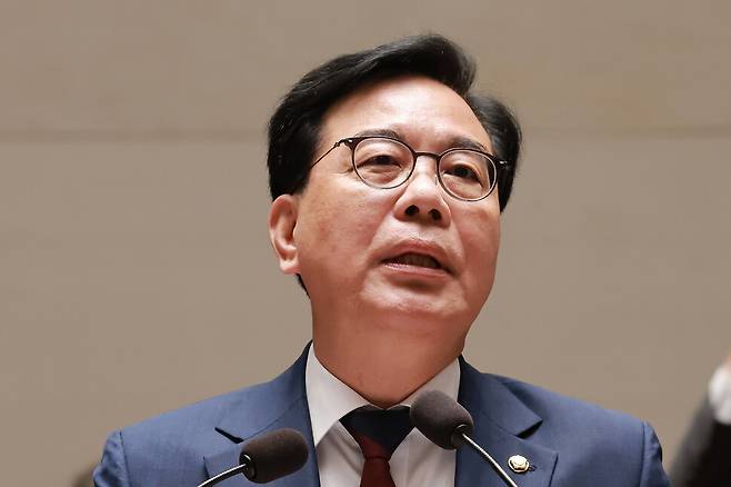 송언석 국민의힘 원내대표가 4일 국회에서 열린 의원총회에서 발언하고 있다. 연합뉴스