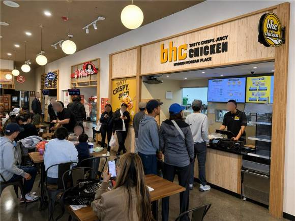 bhc 미국 H마트 샌프란시스코 지점 매장 전경. [사진=bhc]