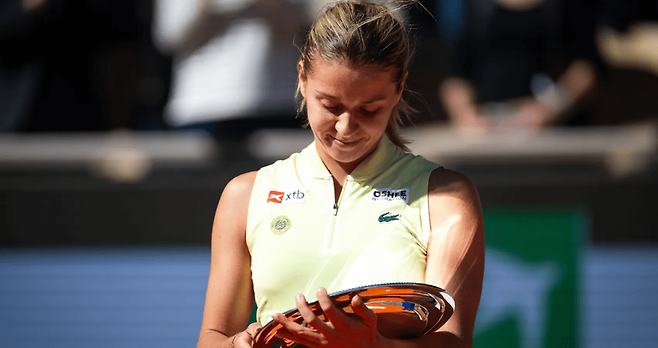 예선 통과자로 결승 진출 돌풍을 일으킨 흐발린스카. WTA