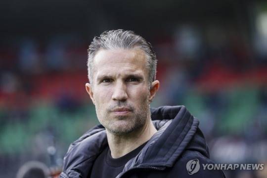 페예노르트 감독에서 해임된 판페르시 / 사진=연합뉴스