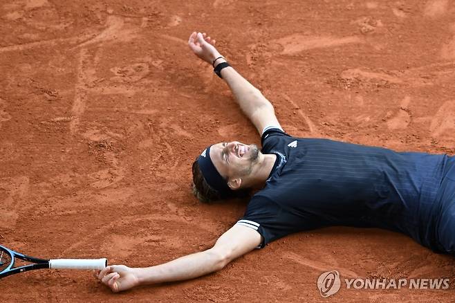 2026 프랑스오픈 테니스대회에서 우승한 알렉산더 츠베레프 [AP=연합뉴스]