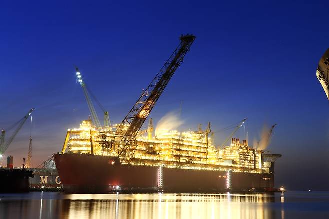 삼성중공업이 건조한 세계 최대 규모 크기의 FLNG [삼성중공업 제공]