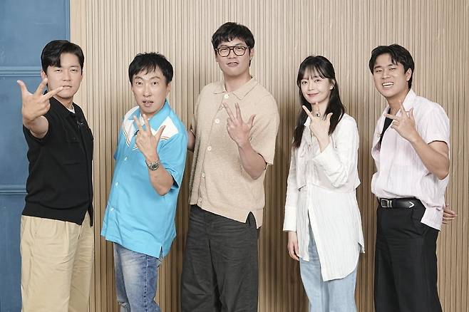 우탁우 PD가 '위대한 가이드3'의 관전 포인트와 기존 멤버들을 또 섭외한 이유를 밝혔다./사진제공=MBC에브리원