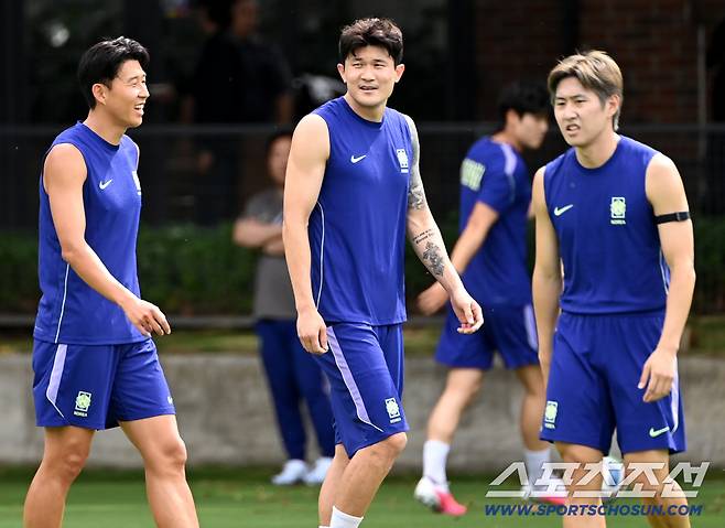 7일(한국시각) 멕시코 과달라하라의 대표팀 베이스캠프 훈련장인 치바스 베르데 바예에서 진행된 대한민국 월드컵 대표팀의 공식 훈련, 손흥민 김민재 이강인이 훈련을 하고 있다. 과달라하라(멕시코)=허상욱 기자wook@sportschosun.com/2026.06.07/