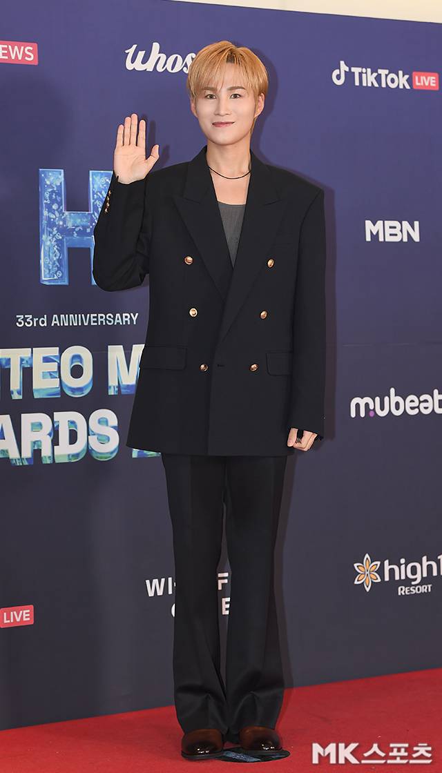 김희재의 팬클럽 ‘김희재와 희랑별’은 김희재의 생일을 맞아 사랑의열매 사회복지공동모금회에 성금 2021만1880원을 기부했다. /사진=천정환 기자