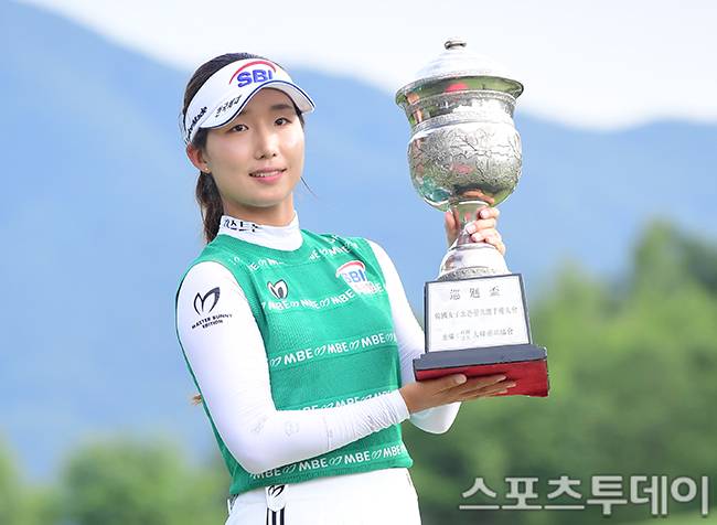 지난해 한국여자오픈 우승을 차지한 이동은 / 사진=DB