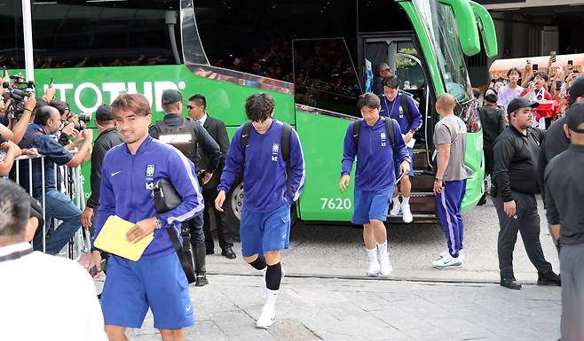 Korean footballers participating in the FIFA World Cup 2026 arrive at their hotel in Guadalajara, Mexico, on June 5. KANG JUNG-HYUN