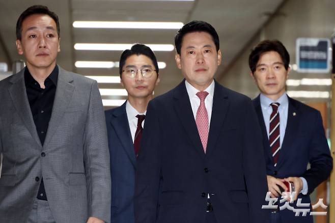 윤창원 기자