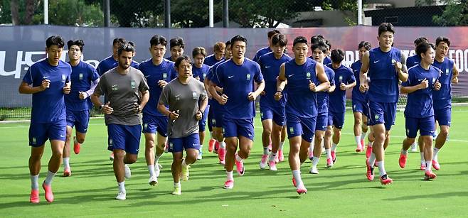 한국 축구대표팀 선수들이 2026 북중미 월드컵 첫 경기를 하루 앞두고 최종 훈련을 진행하고 있다. 사포판=최주연 기자