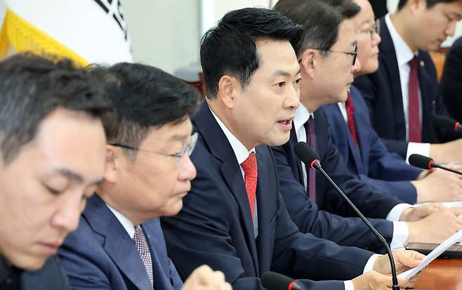 장동혁 국민의힘 대표가 11일 국회에서 열린 최고위원회의에서 발언하고 있다. ⓒ연합뉴스