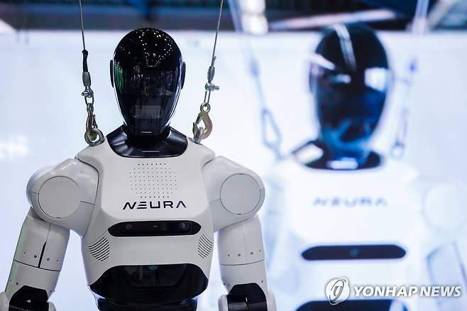 노이라의 휴머노이드 로봇 [EPA=연합뉴스 자료사진. 재판매 및 DB 금지]