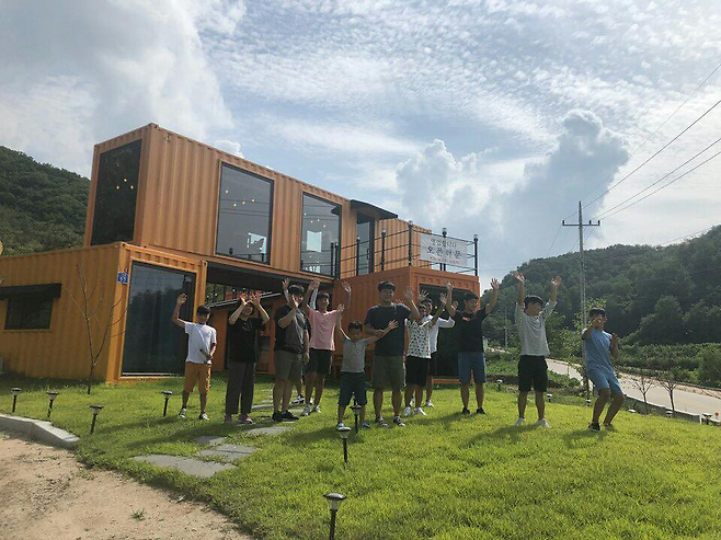 철원 청년마을의 본부인 최북단 레스토랑 ‘오픈더문’
