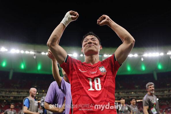 오현규가 12일 과달라하라 스타디움에서 열린 체코와의 2026 국제축구연맹(FIFA) 북중미 월드컵 체코와의 A조 조별리그 1차전 경기에서 교체 출전해 결승골을 넣었다. 경기 후 오현규의 부모님이 운영하는 음식점의 휴무 공지가 관심을 끌고 있다./ 게티이미지코리아
