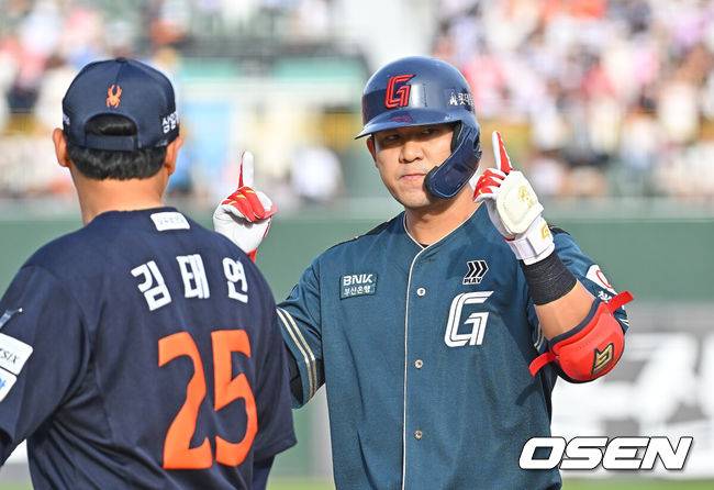 [OSEN=부산, 이석우 기자] 롯데 자이언츠 김민성 / foto0307@osen.co.kr