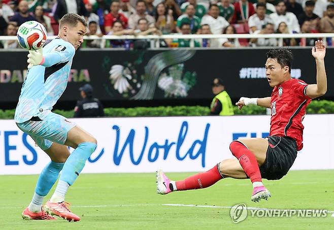 오현규의 역전골 (사포판[멕시코 할리스코주]=연합뉴스) 신준희 기자 = 11일(현지시간) 멕시코 사포판 과달라하라 스타디움에서 열린 2026 북중미 월드컵 A조 1차전 한국과 체코의 경기.
    오현규가 역전골을 성공시키고 있다. 2026.6.12 hama@yna.co.kr