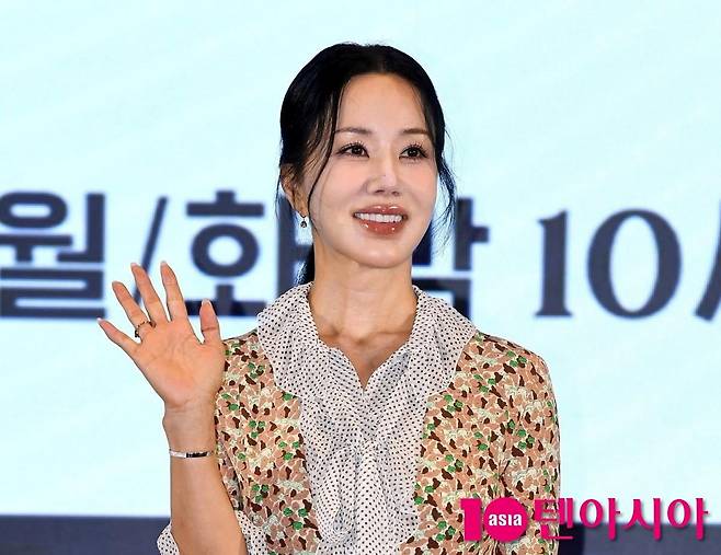 엄정화가 '소라와 진경' 게스트로 출연한다. / 사진=텐아시아DB