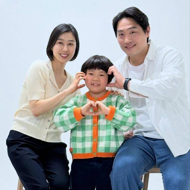 우진의 아버지 역으로 강한 인상을 남긴 배우 권동호가 동료 배우 박지연에게 고마운 마음을 전했다. / 권동호 SNS