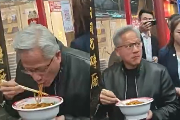 지난달 젠슨 황 엔비디아 최고경영자가 중국 베이징 둥청구 난뤄구샹 길거리에서 ‘팡좐창69’ 짜장면을 먹고 있다. 엑스(X·옛 트위터) 캡처 @_FORAB