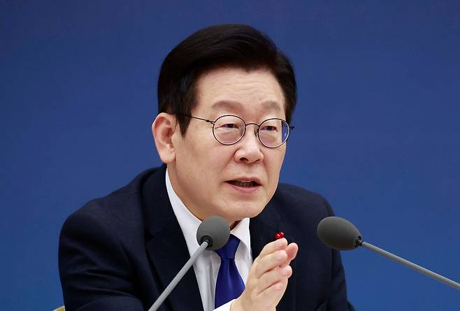 이재명 대통령이 지난해 12월 16일 정부세종컨벤션센터에서 열린 업무보고에서 발언하고 있다. 연합뉴스