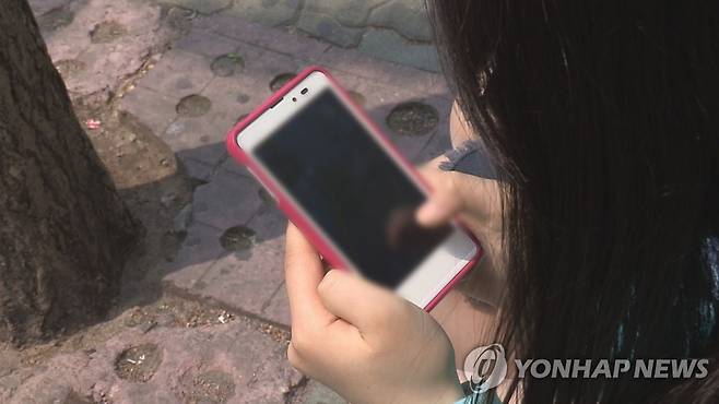 휴대전화 중독 [연합뉴스TV 제공]