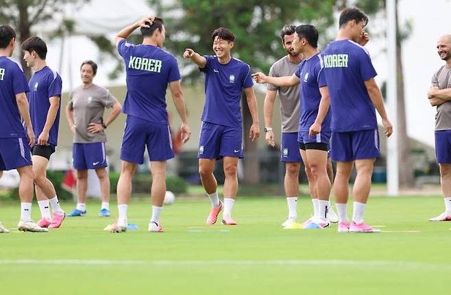멕시코전을 앞두고 훈련 중인 한국 축구대표팀. 사진=연합뉴스