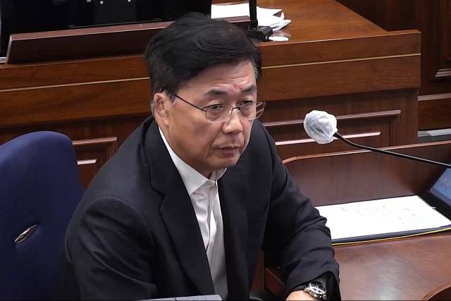 홍장원 전 국가정보원 1차장이지난해 11월 20일 서울 서초구 서울중앙지법에서 열린 윤석열 전 대통령의 내란 우두머리 혐의 사건 속행 공판에 증인으로 출석해 발언하고 있다./서울중앙지법