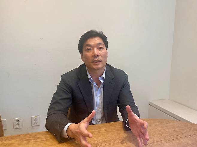 홍콩 자산운용사 CSOP의 이제충 상무가 지난 16일 서울에서 본지와 인터뷰하고 있다./유재인 기자