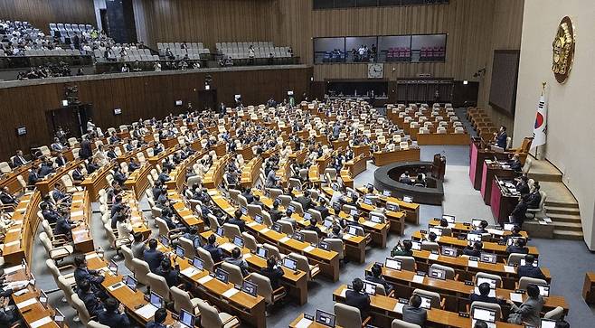 투표지 사태 국정조사 요구서 보고 위해 개회된 국회 본회의. 연합뉴스