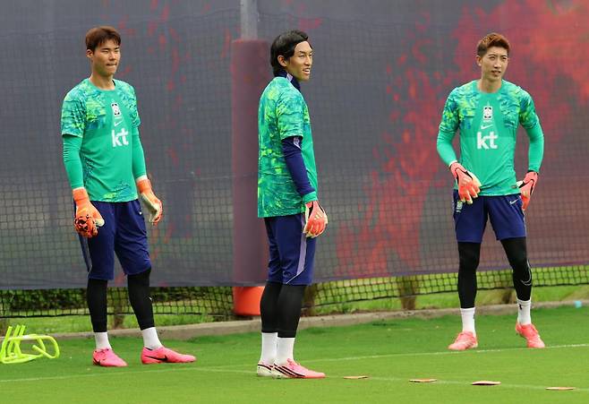 출처:연합뉴스 / 왼쪽부터 송범근, 김승규, 조현우