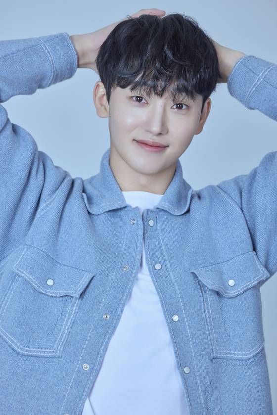 강하경, FN엔터테인먼트 제공