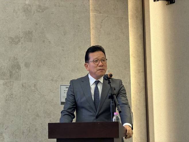 [서울=뉴시스] 김민성 기자 = 송보영 아시아나항공 대표이사가 19일 오후 여의도 한국투자증권 본사에서 열린 설명회에서 발언하고 있다. 2026.06.19. kms@newsis.com. *재판매 및 DB 금지