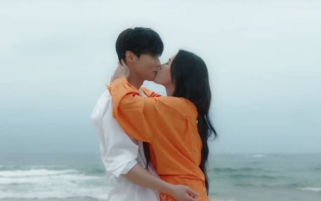 '멋진 신세계'&nbsp;