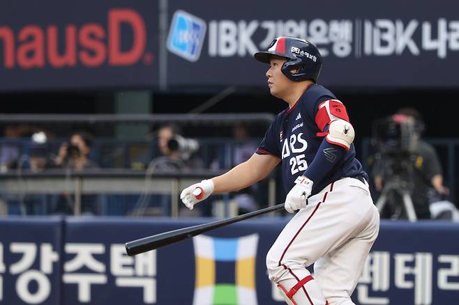두산 양의지가 20일 서울 잠실구장에서 열린 2026 KBO리그 정규시즌 LG전에서 안타를 치고 있다. 사진 | 두산 베어스