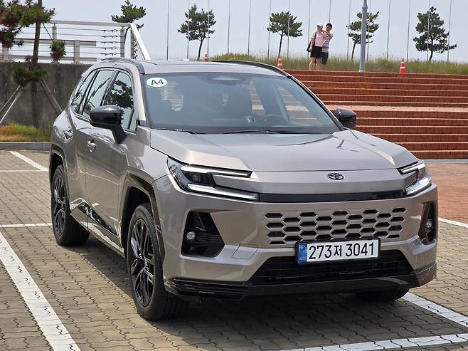토요타의 스포츠유틸리티차량(SUV) ‘올 뉴 RAV4 PHEV XSE’ 권제인 기자