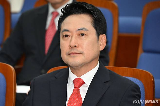 장동혁 국민의힘 대표. 쿠키뉴스 여론조사에서 장 대표는 범보수 차기 대선주자 선호도 15.3%로 수치상 선두를 기록했다. 다만 18~20대와 30대에서는 오세훈 서울시장이 각각 28.1%, 18.2%로 앞섰다. 임은재 기자