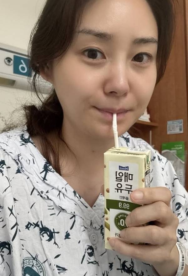배우 윤주가 갑상선 반절제 수술을 받았다는 근황을 밝혔다. 사진=윤주 SNS